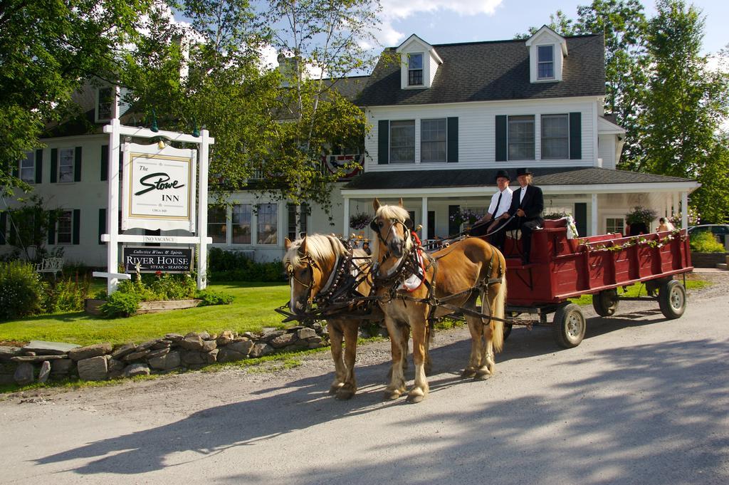 The Stowe Village Inn Bagian luar foto