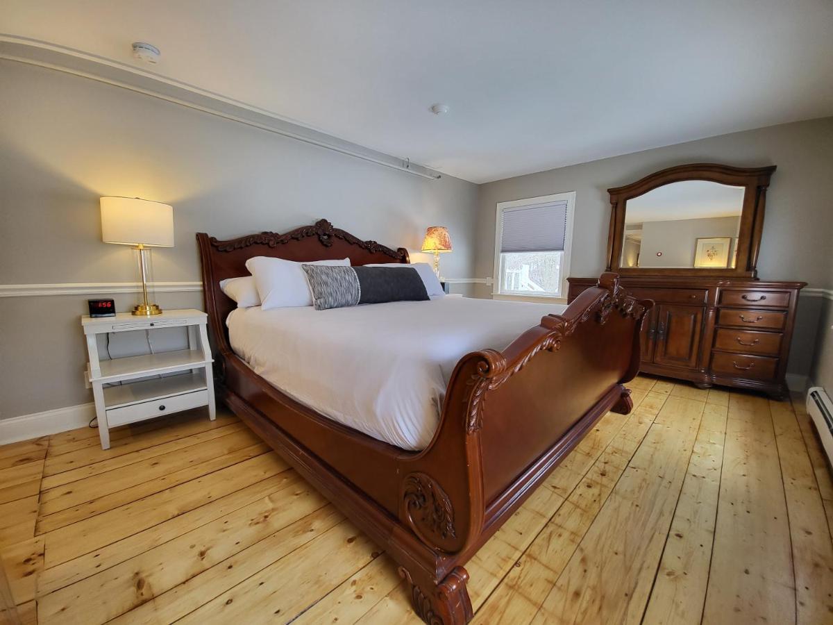 The Stowe Village Inn Bagian luar foto