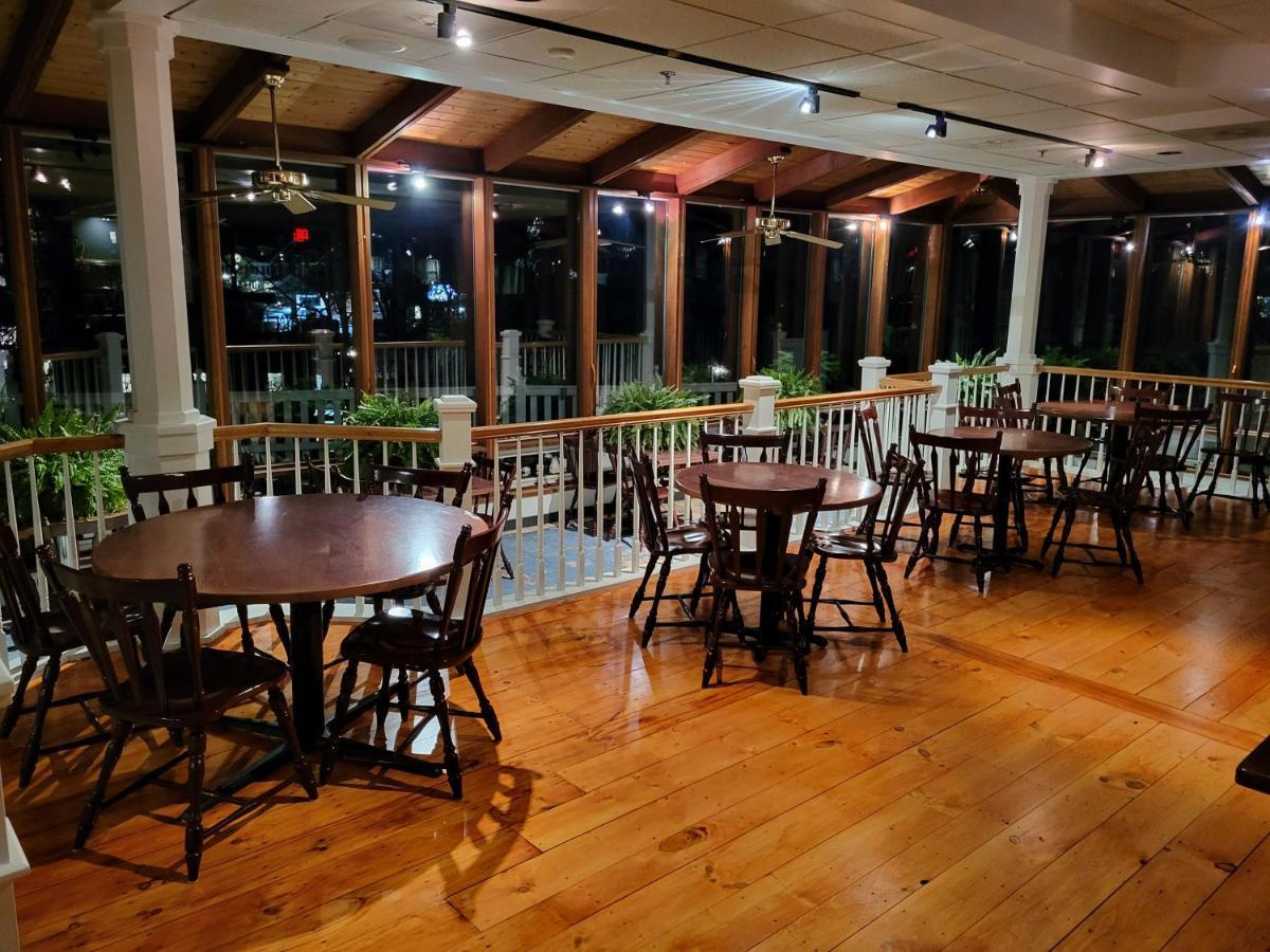 The Stowe Village Inn Bagian luar foto