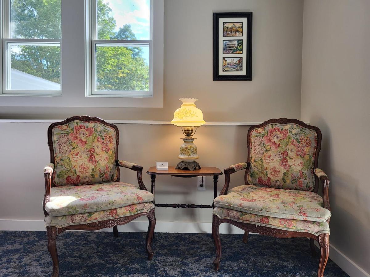 The Stowe Village Inn Bagian luar foto