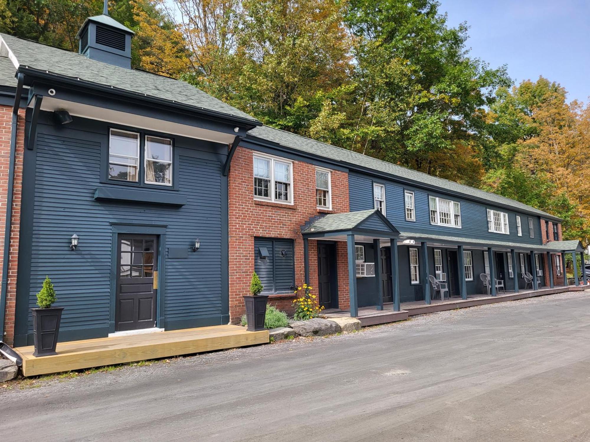 The Stowe Village Inn Bagian luar foto