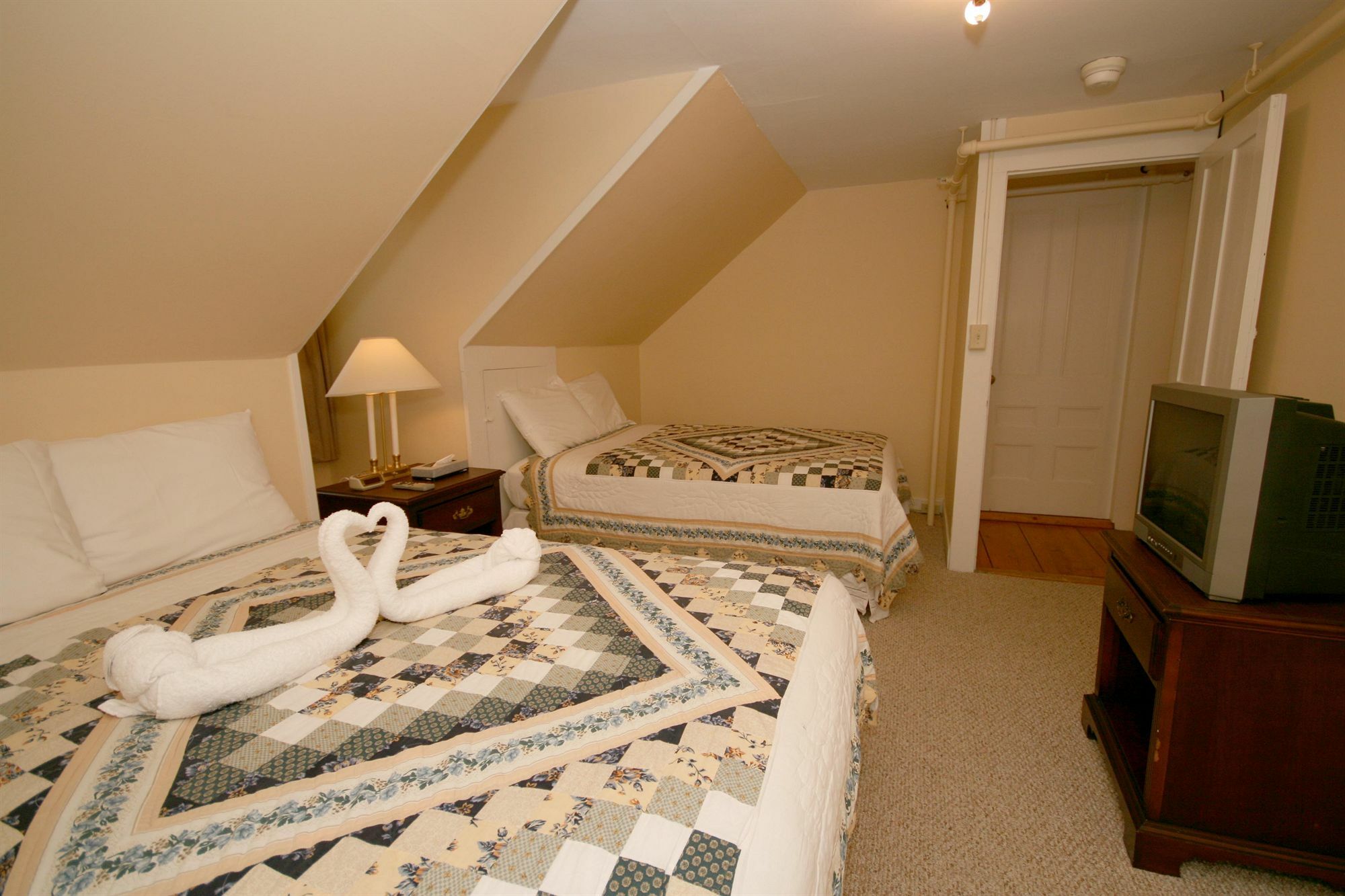 The Stowe Village Inn Bagian luar foto